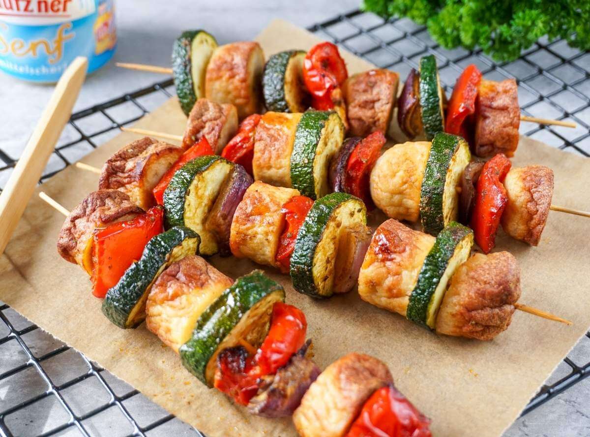 Bratwurst-Gemüse-Grillspieße – für Grill & Airfryer
